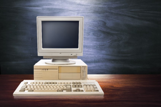 Ein Personal Computer in den neunziger Jahren